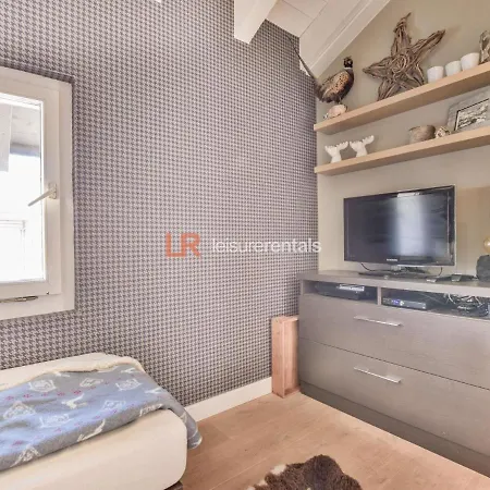 Apartment Mitenand Attika *